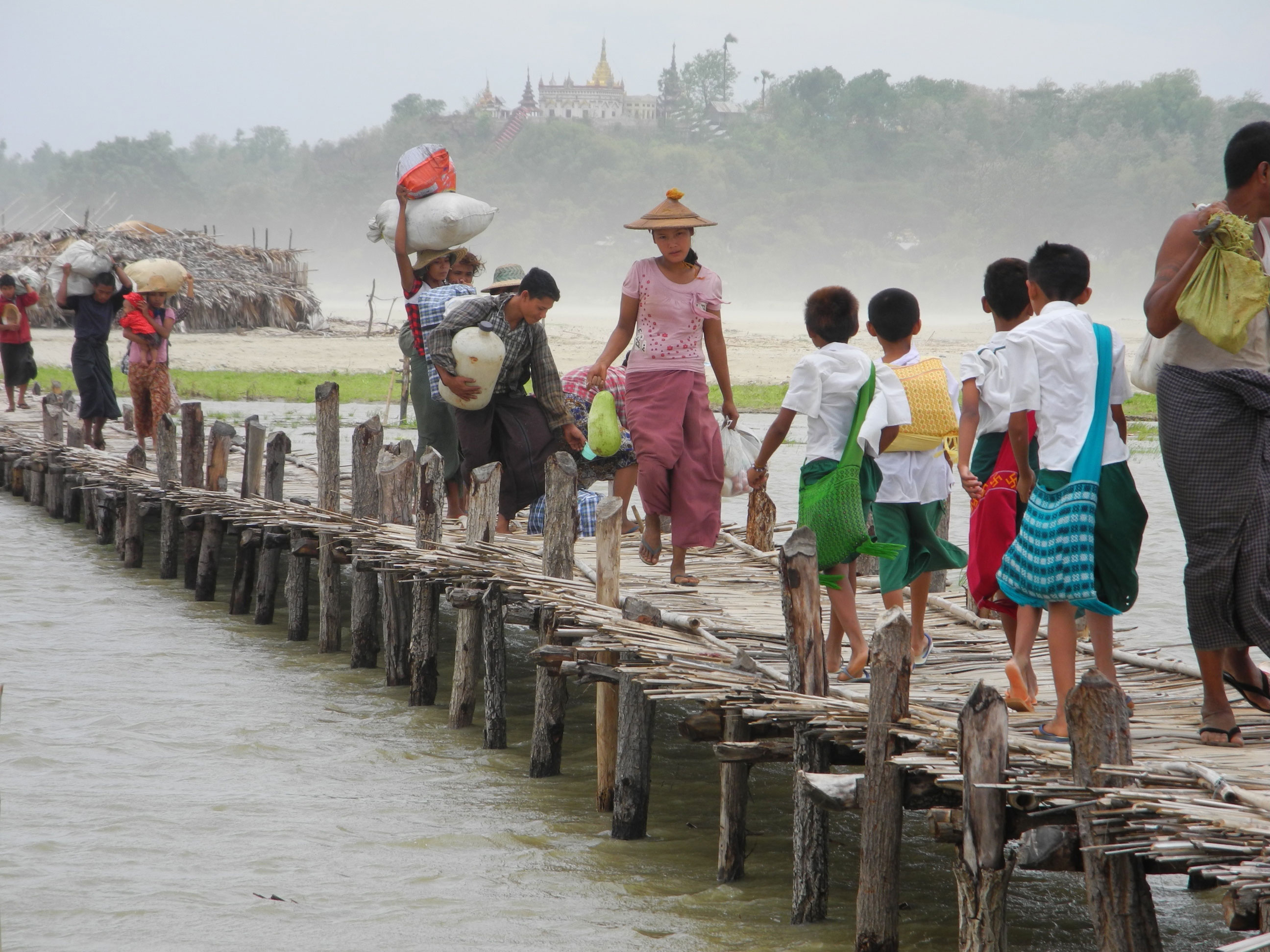 『失われた人道橋／Lost Footbridge』＠Magway Region, Myanmar　応募者／Applicant：Mr. Bagan（日本工営／Nippon Koei）